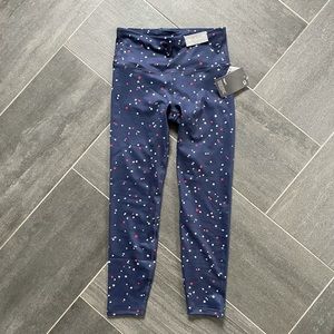 GapFit Gap Leggings 7/8 Length Xs Star Pattern NWT